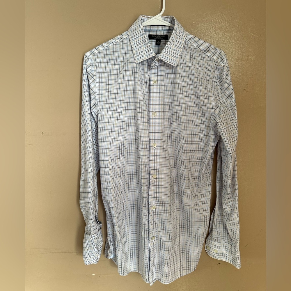 Men’s Banana Republic dress shirt